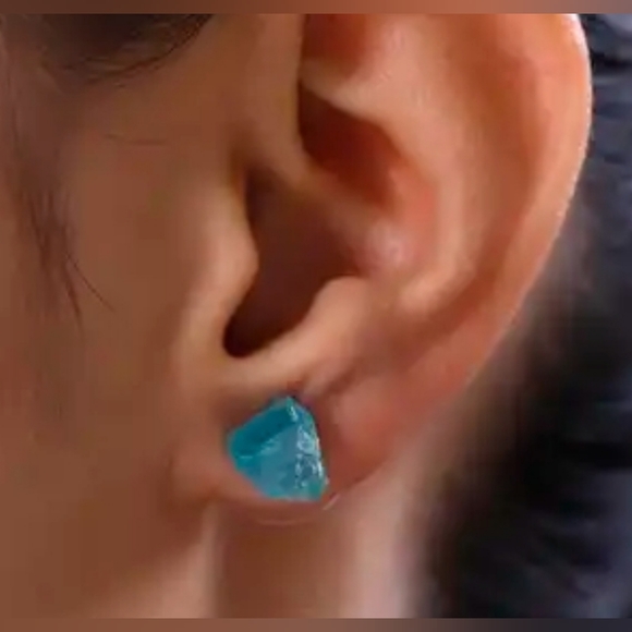 Rough Cut GENUINE Green Apatite Stud Earrings in Sterling Silver 925 8.35 ctw - Picture 7 of 9